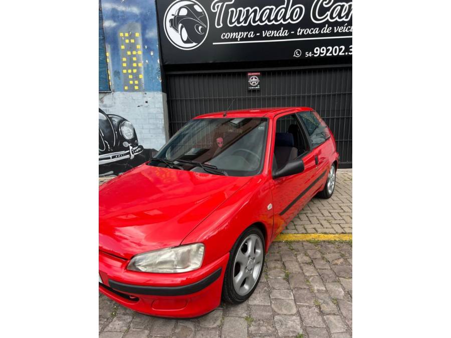 PEUGEOT - 106 - 2000/2000 - Vermelha - R$ 14.900,00