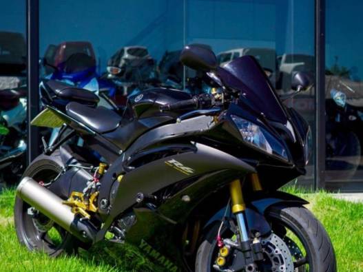 YAMAHA - YZF - 2008/2008 - Preta - R$ 35.000,00