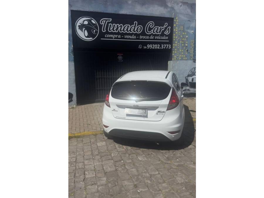 FORD - FIESTA - 2015/2015 - Branca - R$ 44.900,00