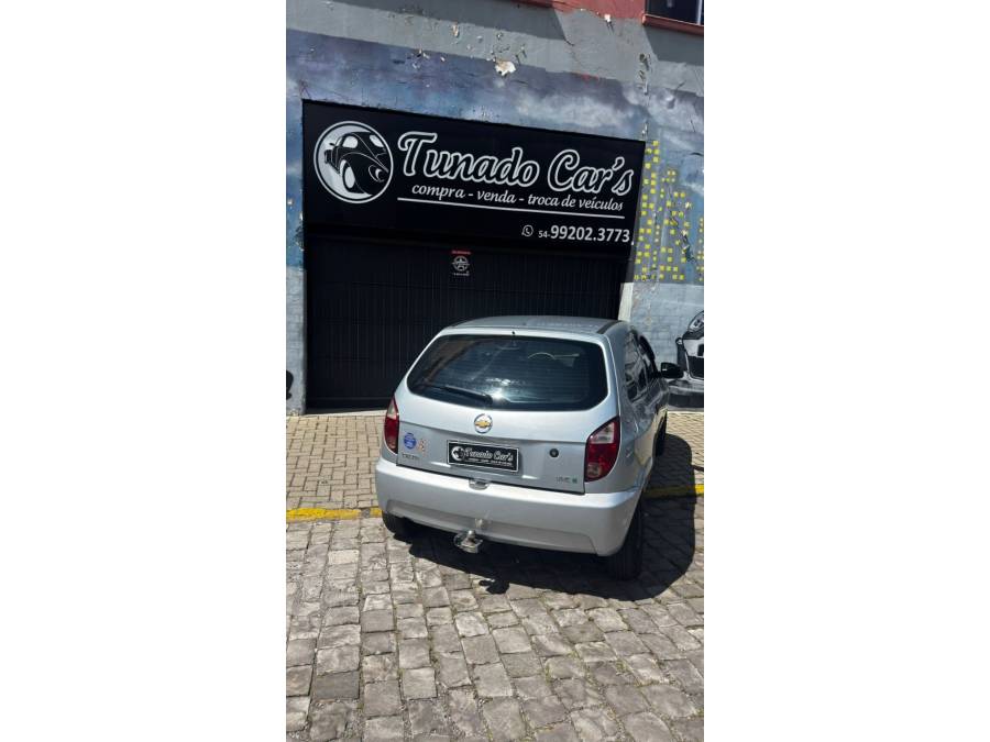 CHEVROLET - CELTA - 2010/2010 - Prata - R$ 22.900,00
