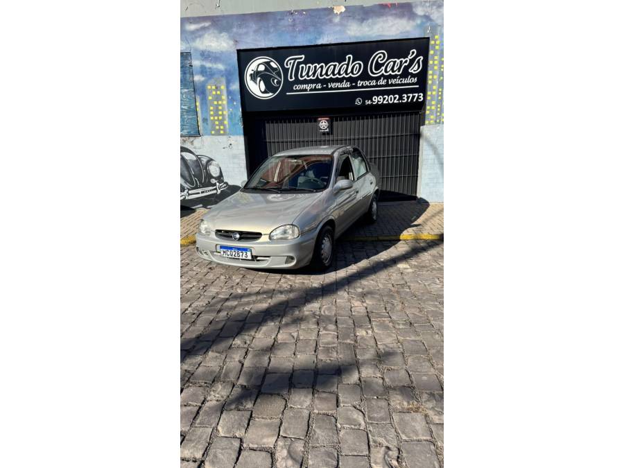 CHEVROLET - CORSA - 2005/2005 - Prata - R$ 26.900,00