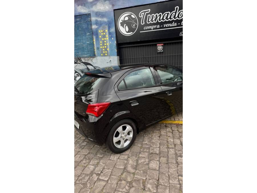CHEVROLET - ONIX - 2019/2019 - Preta - R$ 62.900,00