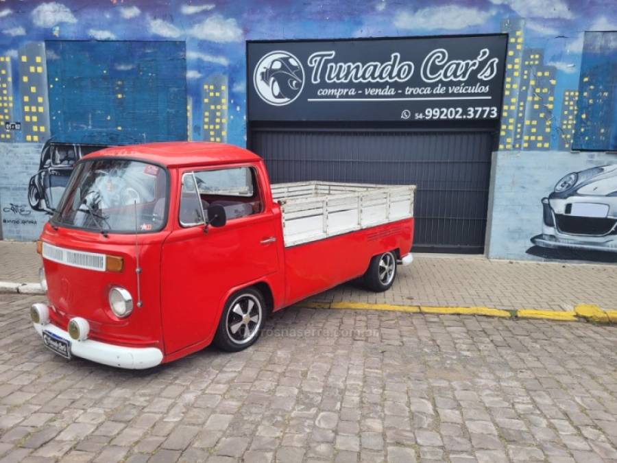 VOLKSWAGEN - KOMBI - 1978/1978 - Vermelha - R$ 32.900,00