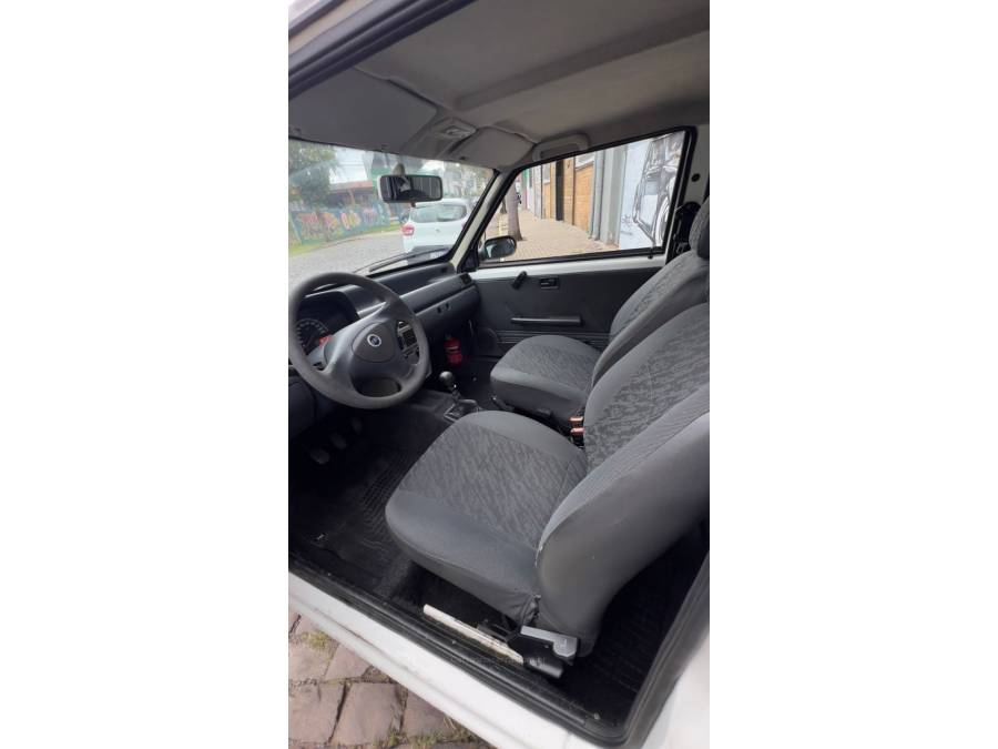 FIAT - UNO - 2008/2008 - Branca - R$ 17.000,00