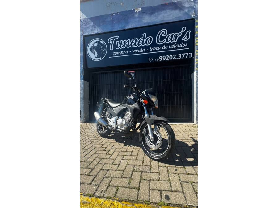 HONDA - CB 300R - 2010/2010 - Preta - R$ 11.900,00