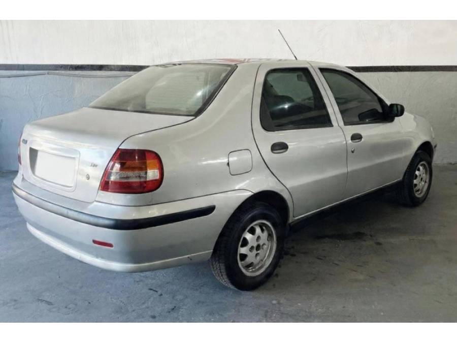 FIAT - SIENA - 2004/2004 - Prata - R$ 16.900,00