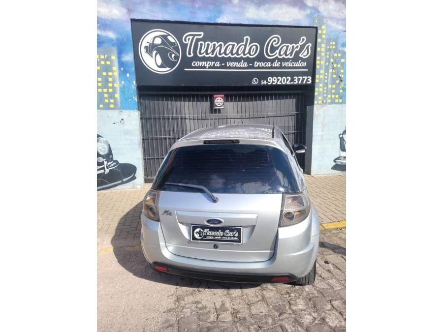 FORD - KA - 2013/2013 - Prata - R$ 28.900,00