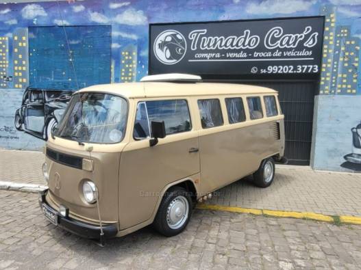 VOLKSWAGEN - KOMBI - 1980/1980 - Bege - R$ 25.900,00