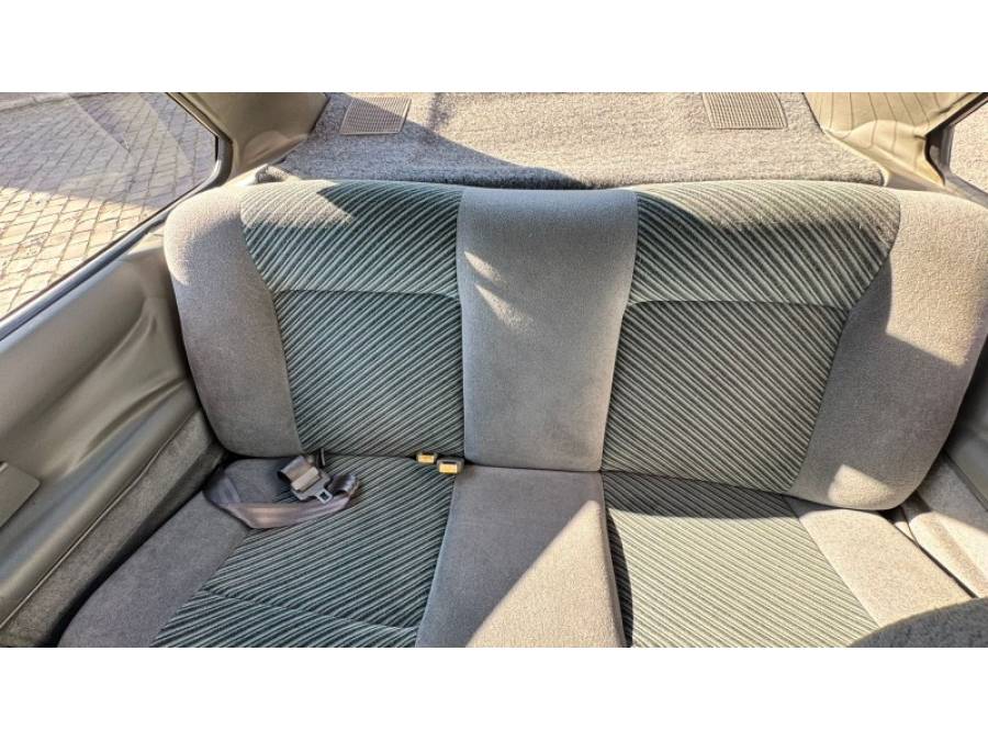 VOLKSWAGEN - SANTANA - 1993/1993 - Preta - Sob Consulta